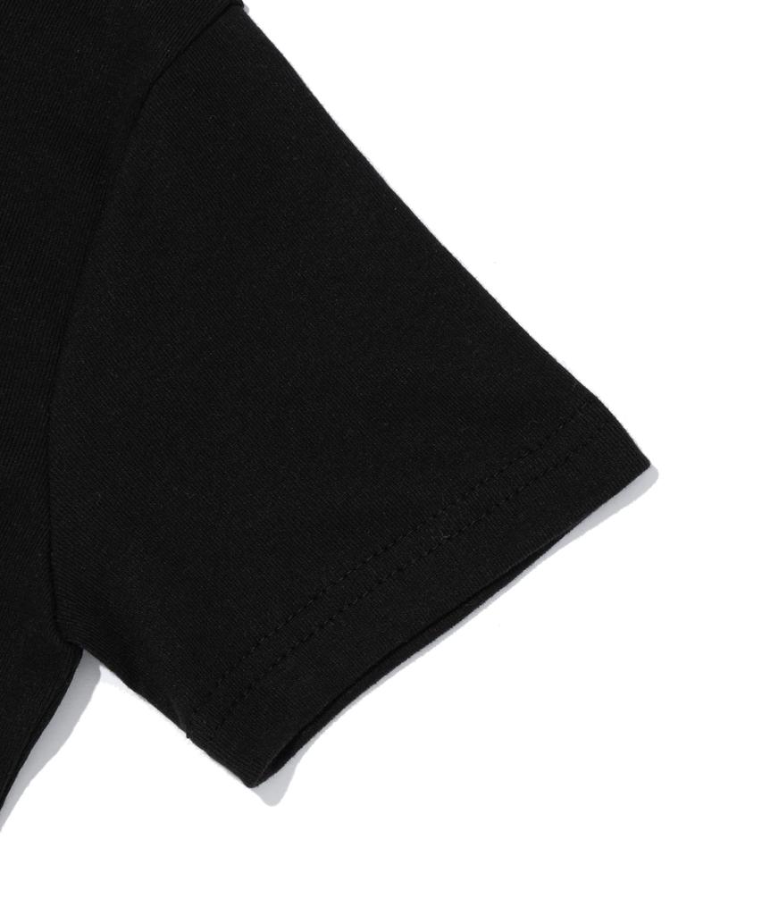 SEOUL APPAREL Side Seoul Logo Crop Short Sleeve T-Shirt (Black)