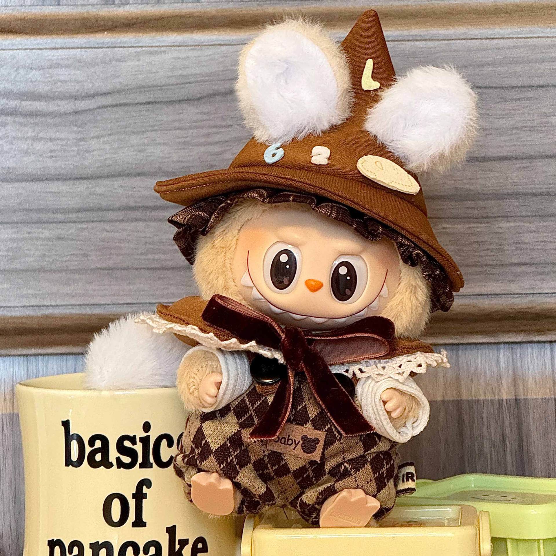 

Only The Clothes Are Suitable for Baby Clothes, Doll Clothes, By One or Two Generations of Doll Baby Clothes. 1&2&3generations