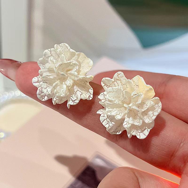 Mori Style Camellia Flower Stud Earrings: Niche Rose Design, Japanese & Korean Fashion, Small Fresh Fairy Earrings for Women
