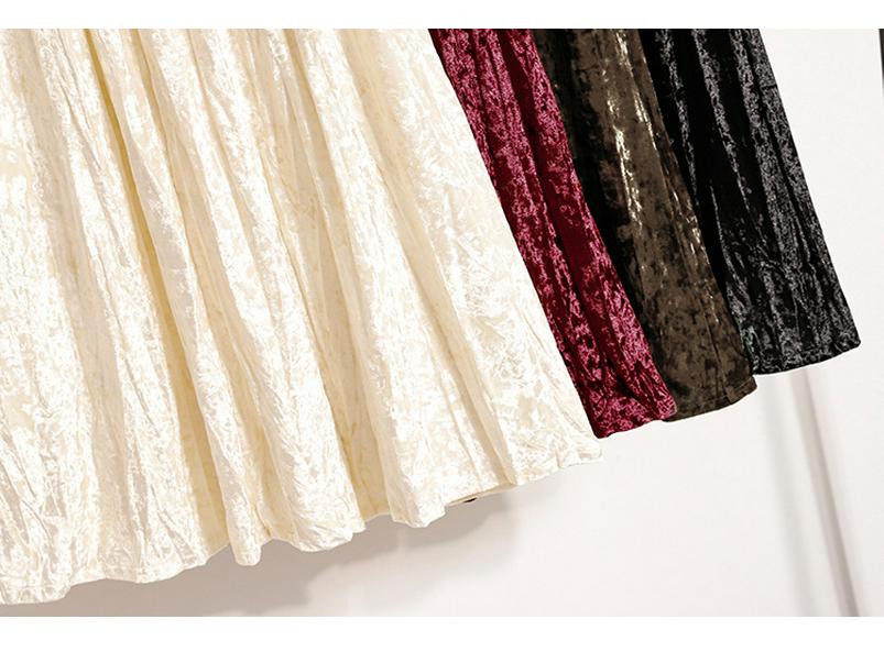 Pleated Velvet A-Line Skirt: Women's Versatile Mid-Length High-Waisted Slimming Style for Autumn and Winter