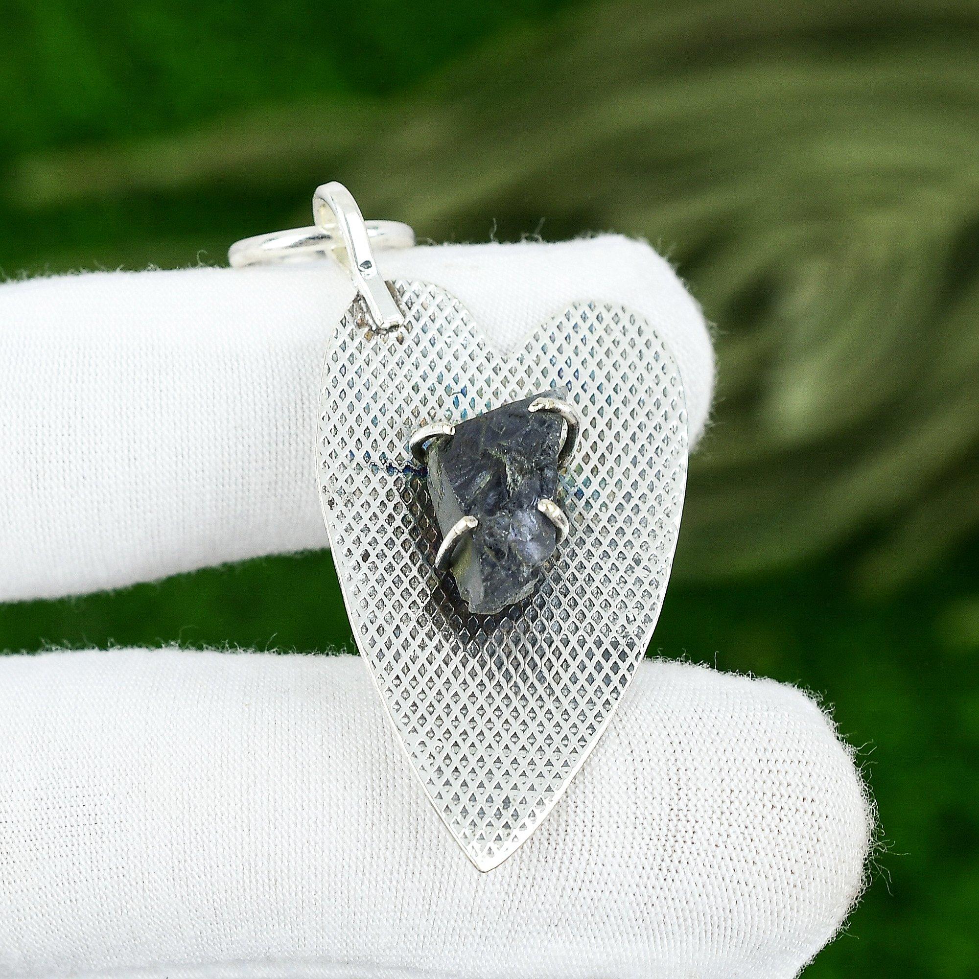 

December Tanzanite Rough Gemstone 925 Silver Bezel Daughter Boho Pendant Jewelry