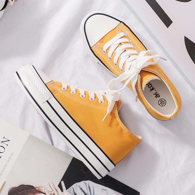 

Мода 2024 Новое поступление Женские туфли на танкетке с каблуком 6 см, парусиновые туфли на открытом воздухе, белые, черные, модные кроссовки на танкетке для девочек 40 жёлтый