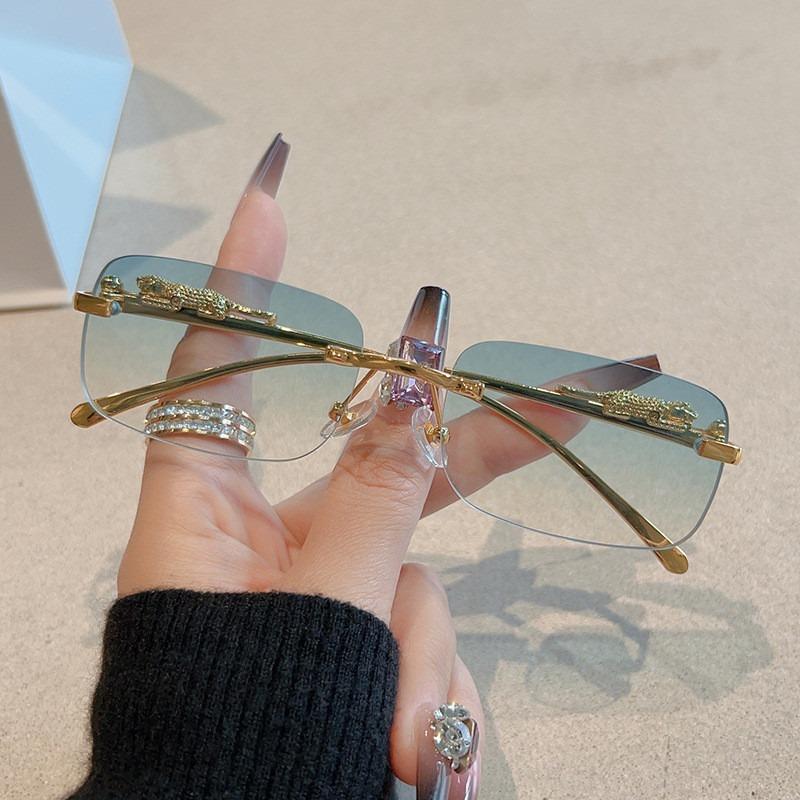 Korean Retro Square Rimless Sunglasses Seaside Cheetah Decoration Frameless Gradient Lens Eyeglasse Outdoor UV Protective Shades