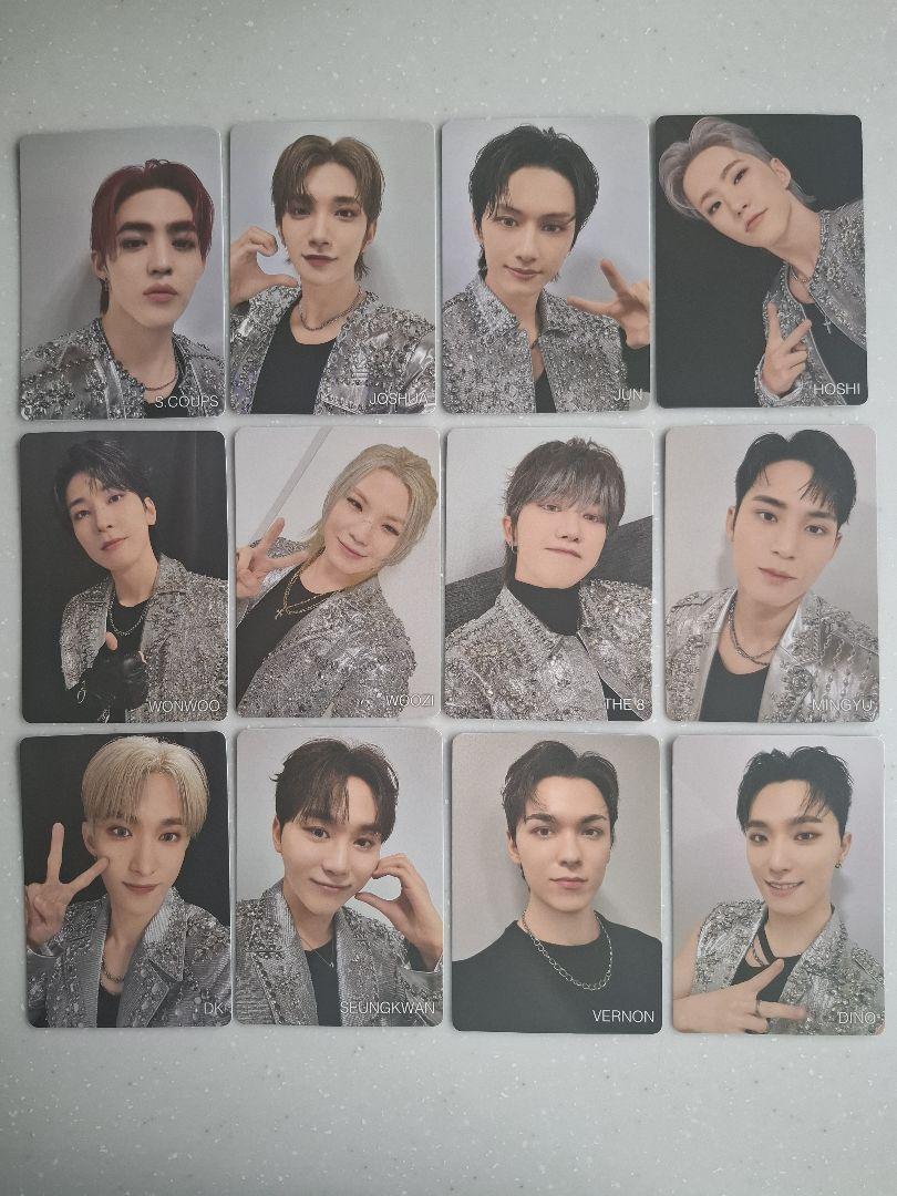 

[ИСПОЛЬЗОВАННАЯ] SEVENTEEN FC двойная коллекционная карточка ограниченного члена Karamoba W