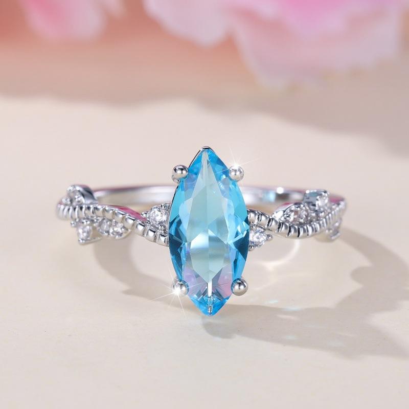Wish new simple personalized white K sea blue horse eye ring
