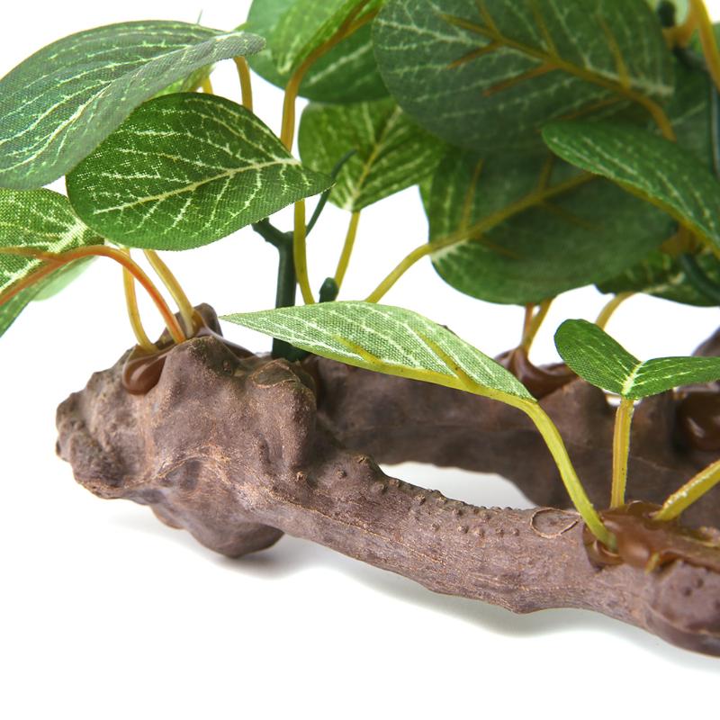 Umělá plastová rostlina na vodní trávu pro ozdobu akváriových akvárií