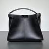 Luxury Women's Genuine Leather Tote: Spacious & Stylish Handbag for Shoulder or Messenger Use
