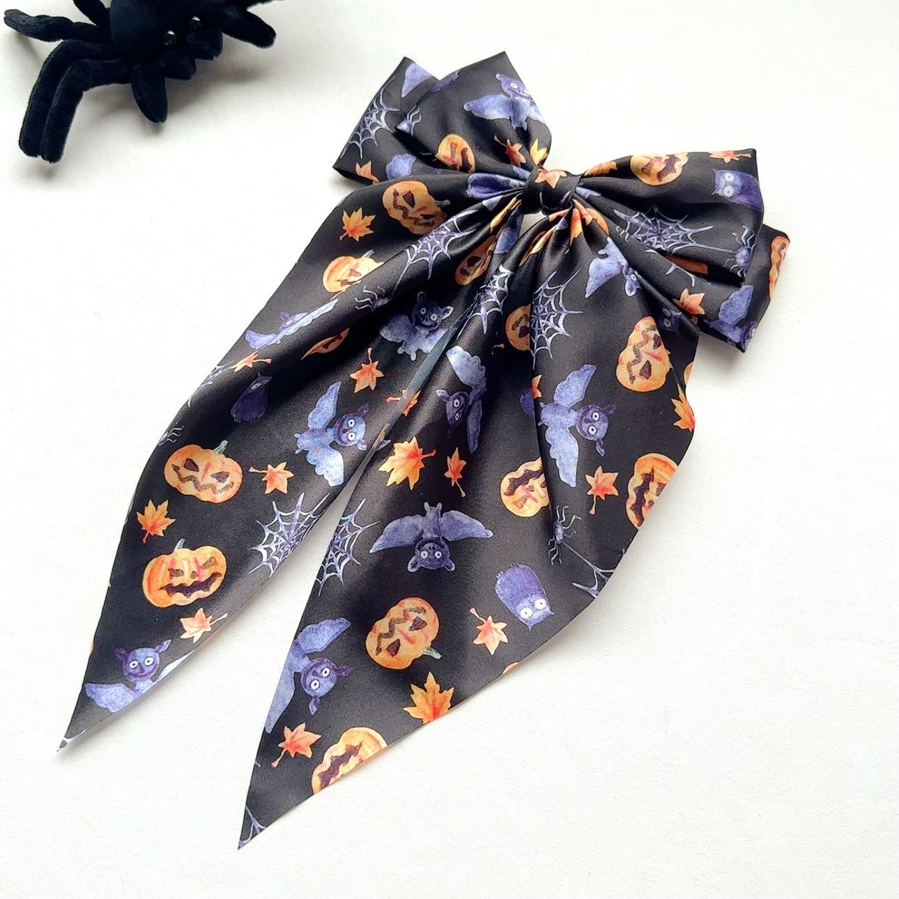 

1pc Chic Halloween-Themed Bow Hair Clip - Black & White with Spooky Ghosts & Pumpkins Design, Silky Polyester