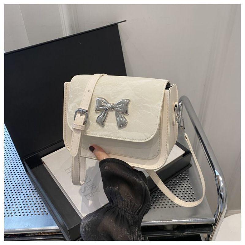 2025 Trendy Women's Versatile Crossbody Bow Bag – Chic, Compact, and Stylish