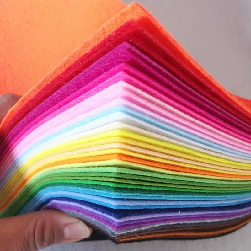 

40 цветов жесткого фетра, подходит для DIY, коллажа, швейного проекта, декорации. Используется для кусочков квадратной ткани ручной работы различных цветов. 10cmx10cm