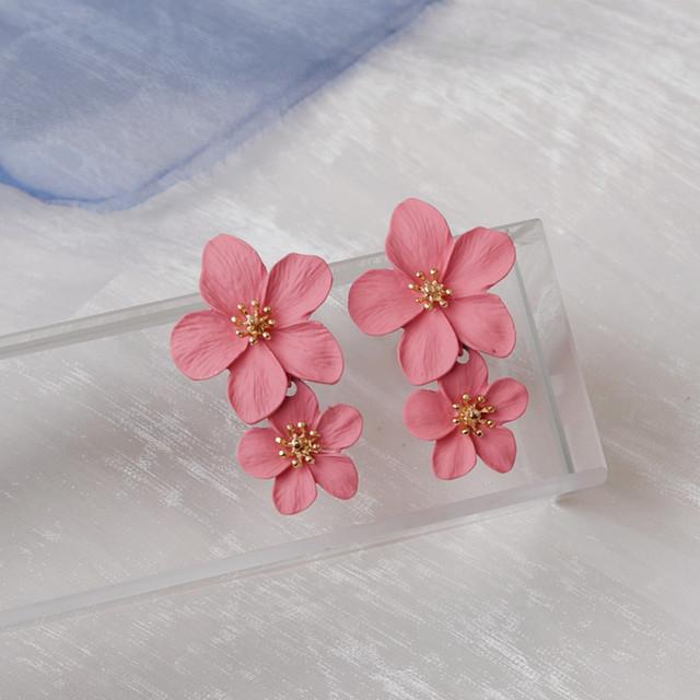 Trendy Flower Earrings Flowers Sstuds Earrings For Women Wedding Party Jewelry Boho Metal Earrings Female