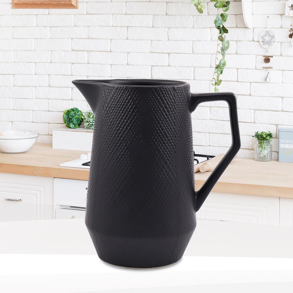Ceramiczny dzbanek na wodę mleko soki 1.3L MAESTRO BLACK MR-20001-55