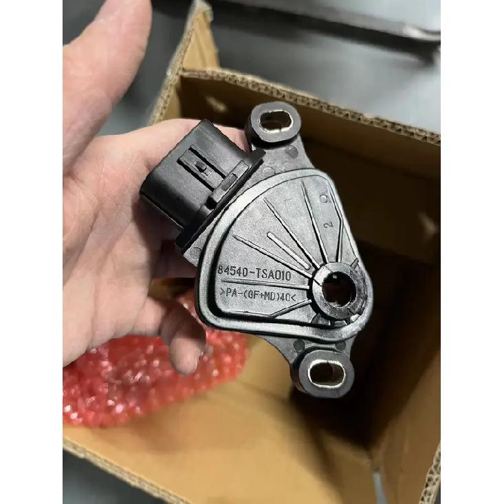 

1pc 84540-TSA010 Transmission Neutral Switch Fit For Toyota-Camry-Solara RX350 RX330