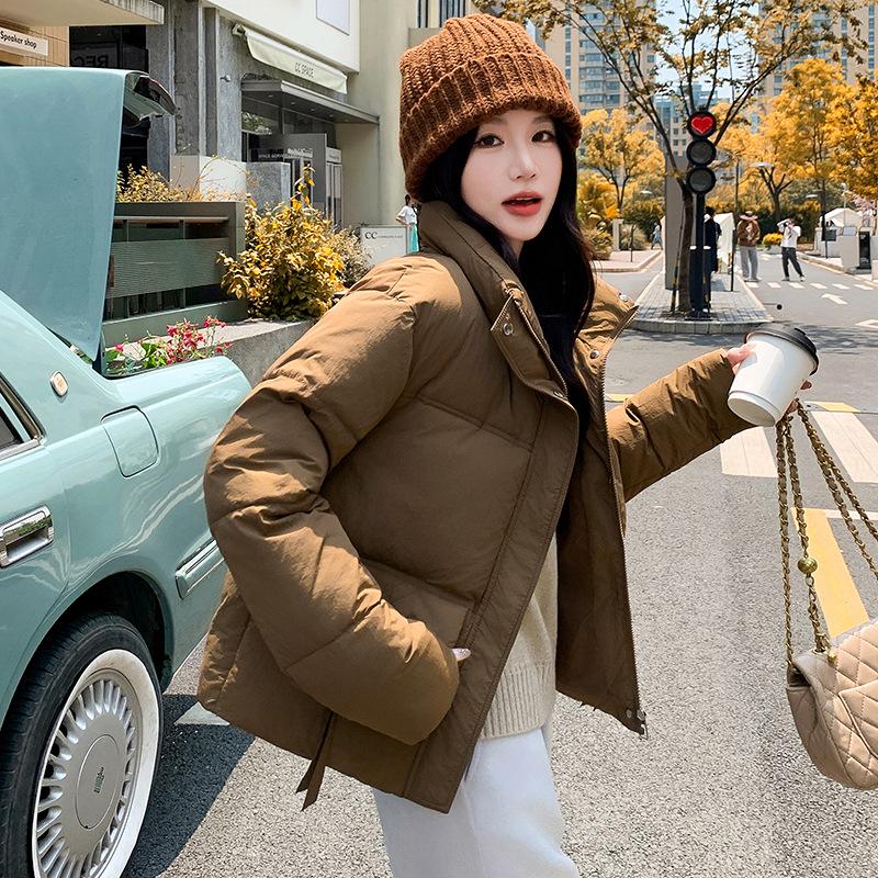 

Women s Minimalist Cotton Stand-Up Collar Short Jacket with Diagonal Zipper - Thick, Trendy, and Warm M (90-110 lbs) білий