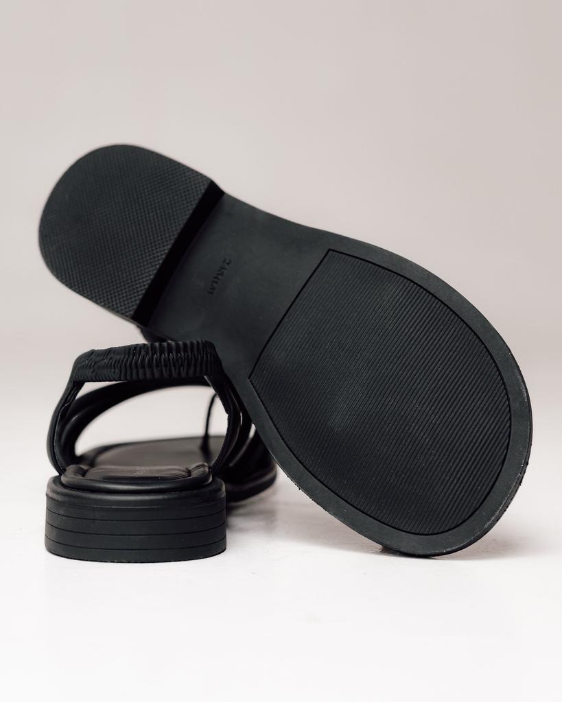 Sandály na nízkém podpatku Prima d'Arte 5512 36 černé z ekokůže