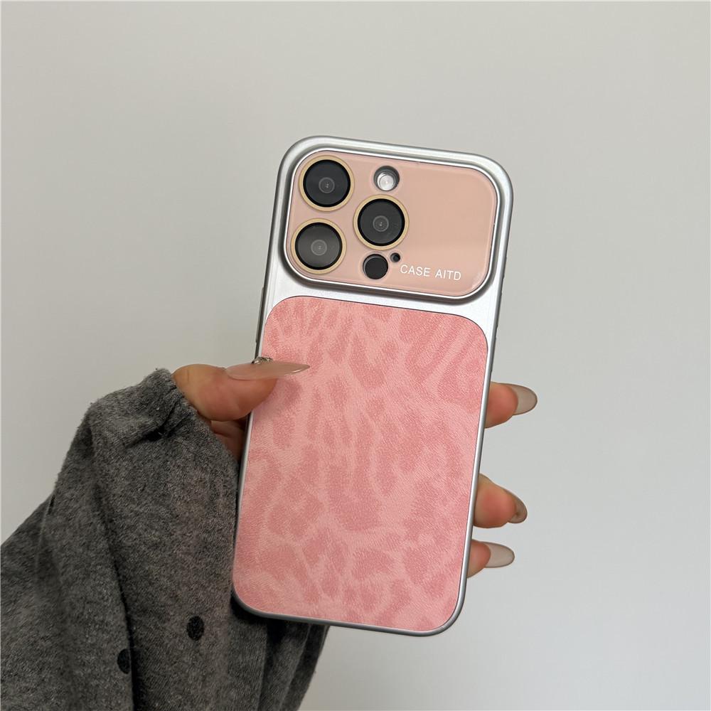 Retro Leopard Print Drop-Proof Case for iPhone 14-17 Pro Max with Full Coverage and Large Window Compatibility