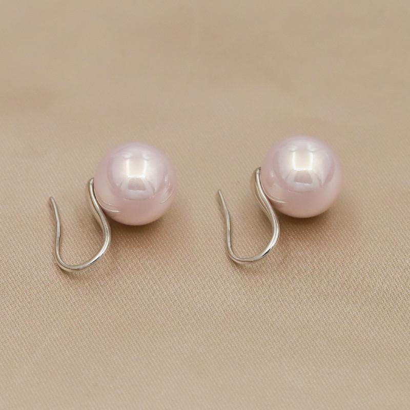 Korean Style Version Pearl Simple Retro Silver Needle Ins Hot Sale Earrings for Women .