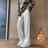 Pantalon droit en molleton à chevrons avec une fourche basse épaisse