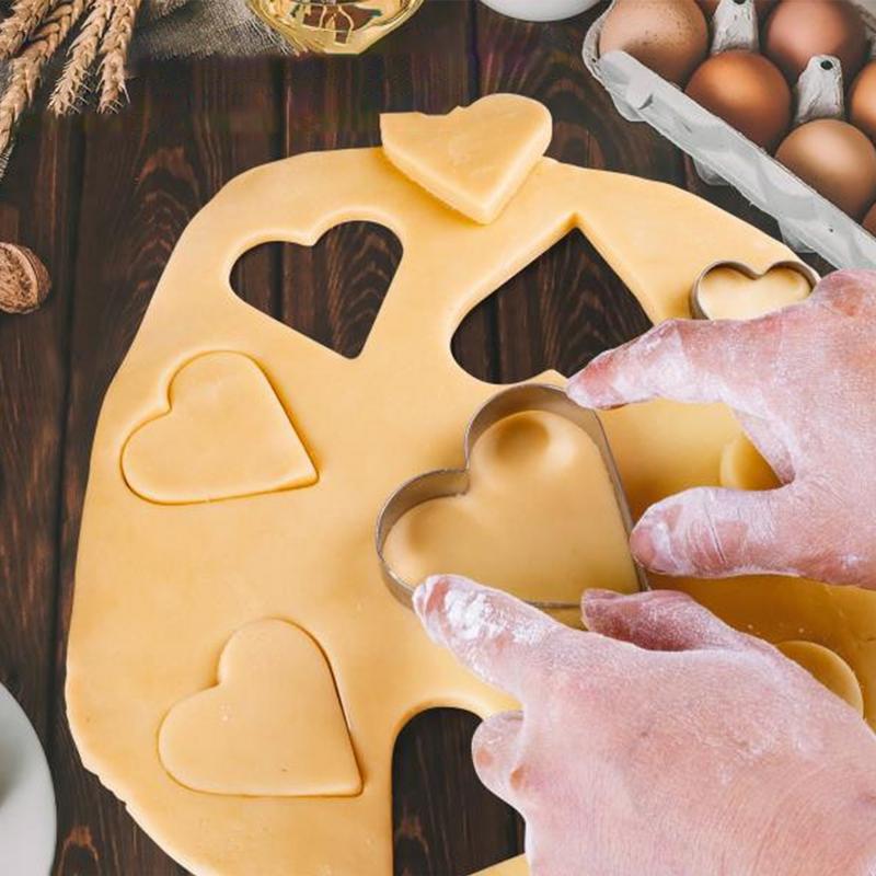 DIYs Love Heart Stainless Steel Cookie Cutter Mould Biscuits Mold Fondant Pastry Cake Decorating Baking Tools Kitchen Supplies