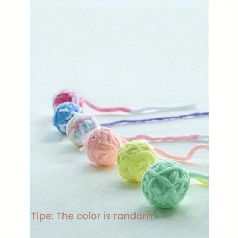 

1 шт. Плюс Мячик-дразнилка для кошек Разноцветные Пушистые мячики и пряжа для кошек Мягкие интерактивные игрушки для кошек для самостоятельной игры в помещении, Товары для кошек random 1pc