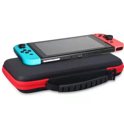 Nintendo – Hüllen & Etuis
