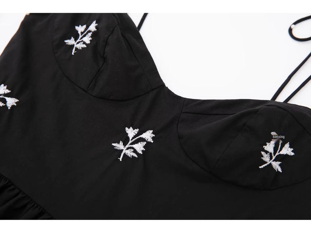 Spring 2025 Women's Black Floral Embroidered Poplin Dress (European & American Style)