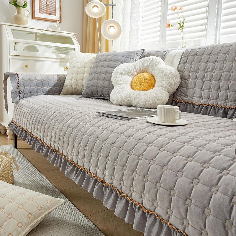 French Pleated Edge Short Plush Sofa Cushion Seasonal Universal Plush Solid Color Sofa Cover Winter Anti Slip Wear-resistant L-shaped Sofa Towel