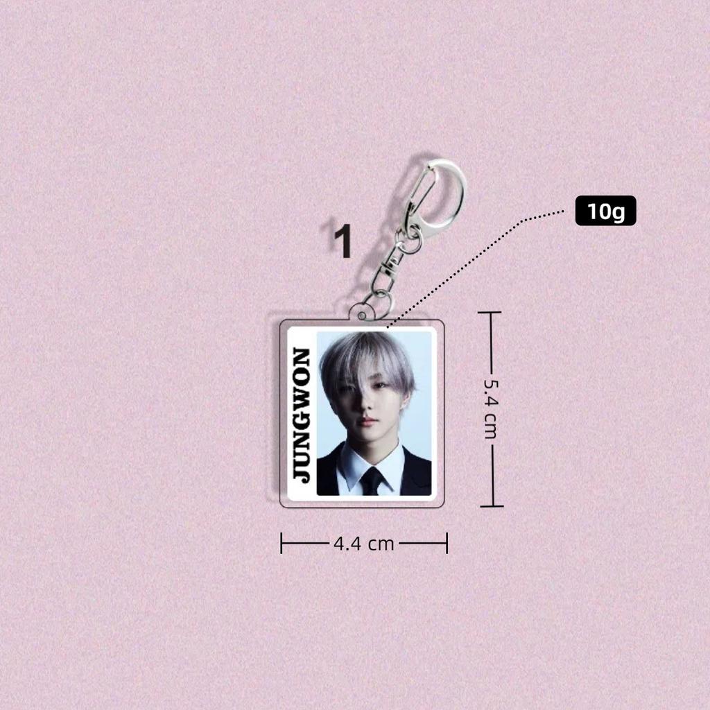 1pc ENHYPEN Keychain ID Photo Frame Pendant Jungwon Heeseung Jay Jake Sunghoon Sunoo Ni-ki Album Suit Photo Keyring for Bags Backpack Fans Gift