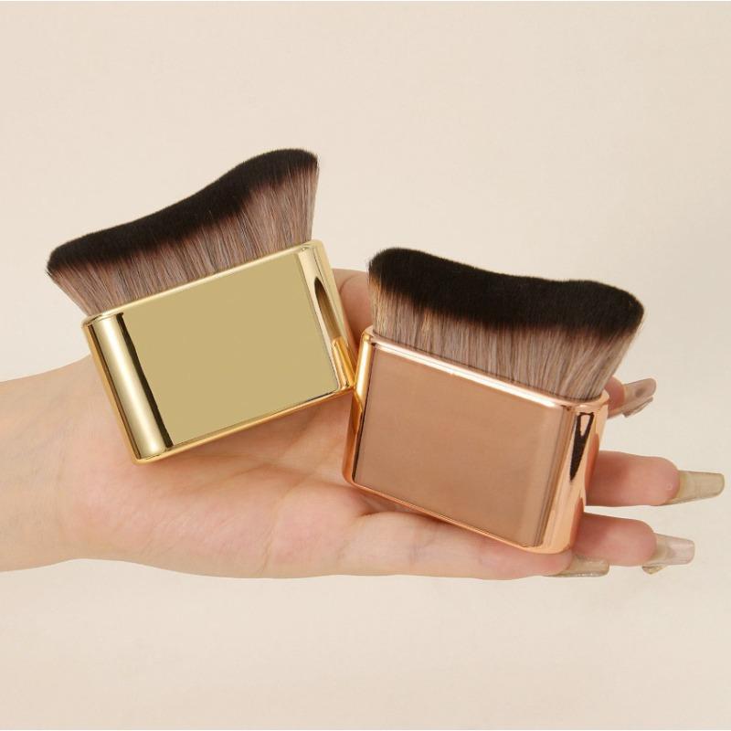 Large Wavy Foundation Brush, Traceless Foundation, Liquid Makeup Brush, Skin Care Body Brush, Moisturizing Cream Application