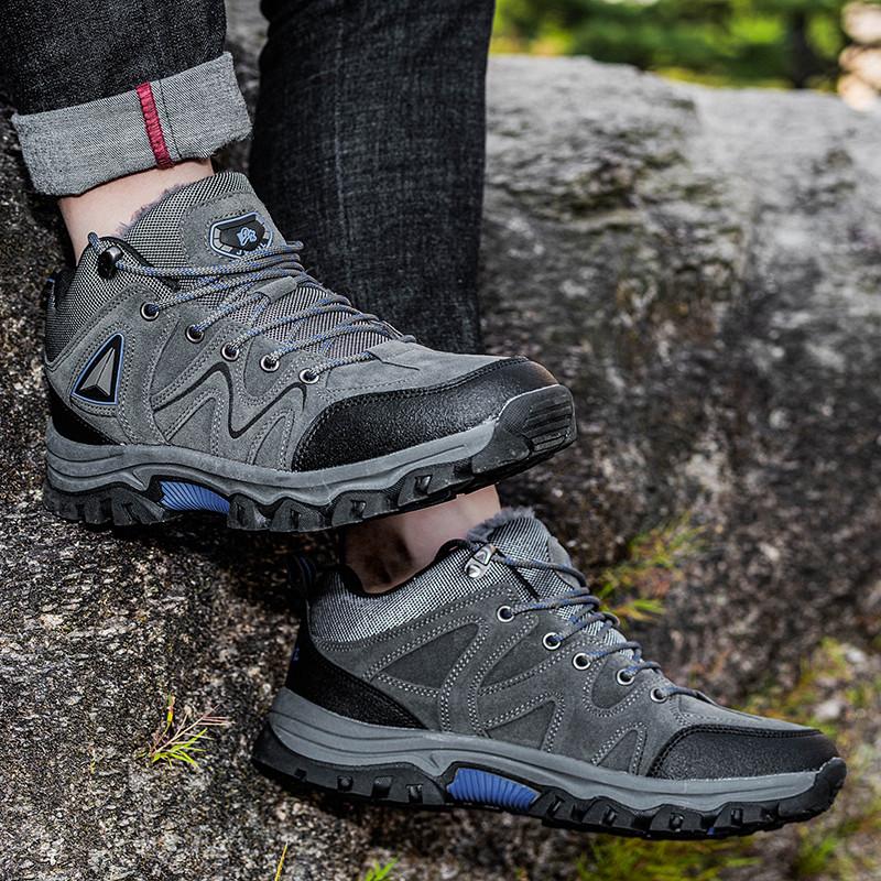 Men Winter Boots Hiking Shoes Green Men Casual Outdoor Climbing Athletic Shoes Warm with Fur Large Size