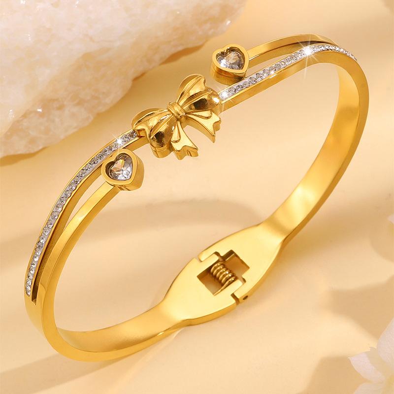 Fashionable Ladies Bow Love Jewelry Open Bracelet