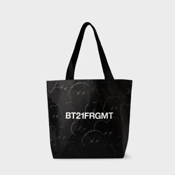 

BT21 X FRAGMENT Reusable Bags (2 Size Options) Meduim Size Bag
