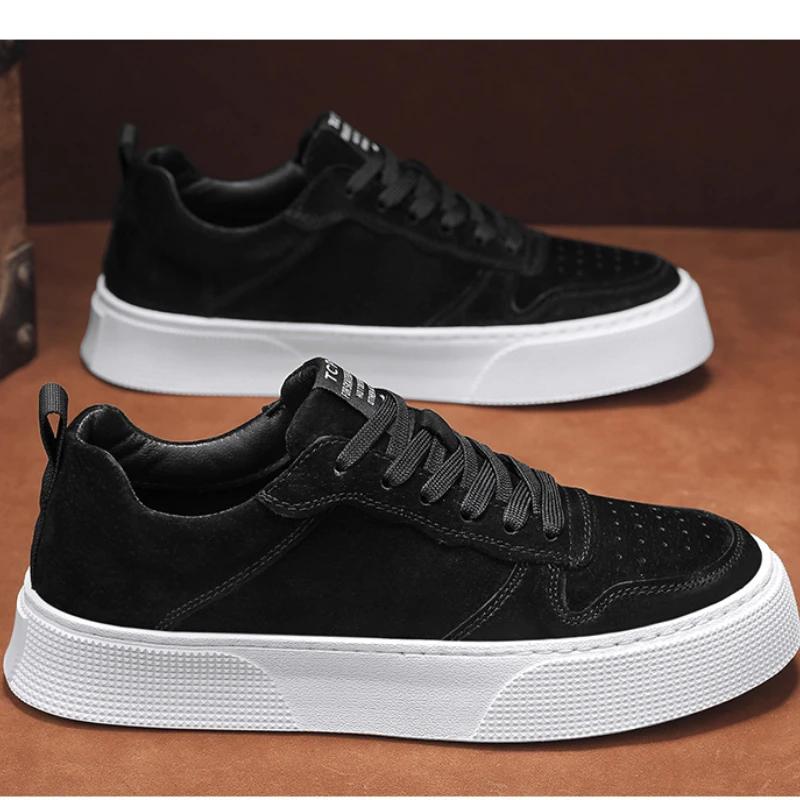 Board Shoes for Men Trendy Flat Shoes Lightweight Comfortable Sports Men Shoes Soft Outdoor Walking Shoe  Para Hombres