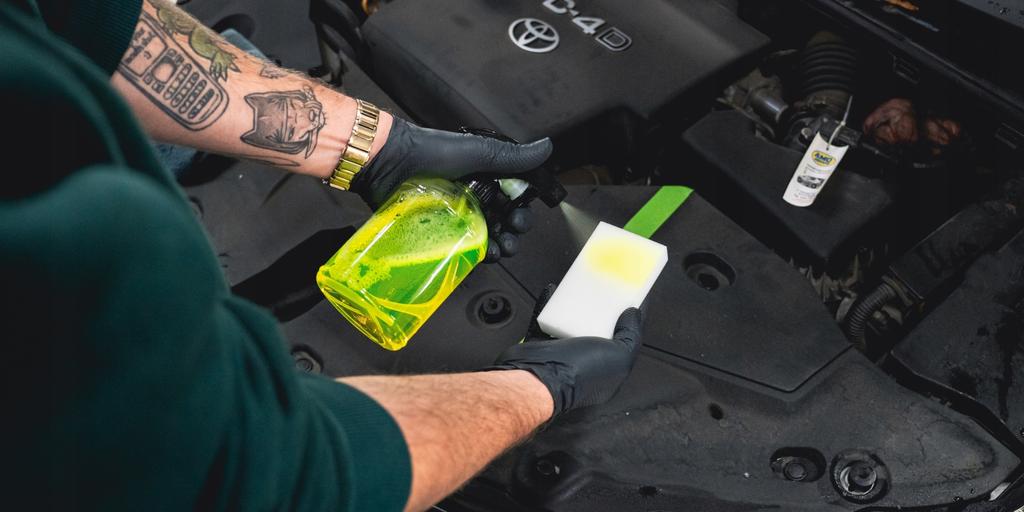 Adbl Apc Płyn Do Mycia Całego Auta Czyszczenia Samochodu +Butelka +Szczotki