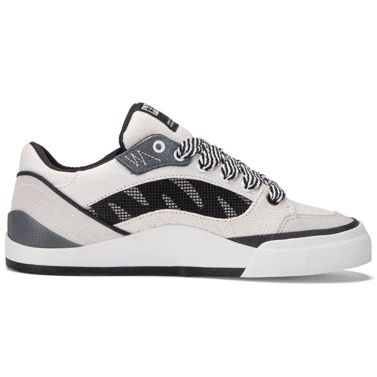Kappa Breeze And Deer Series Trendy Retro Exquisite Details Slip Resistant Durable Low Top Skate Shoes Unisex sneaker Black White K0EW5CC07CJ-012