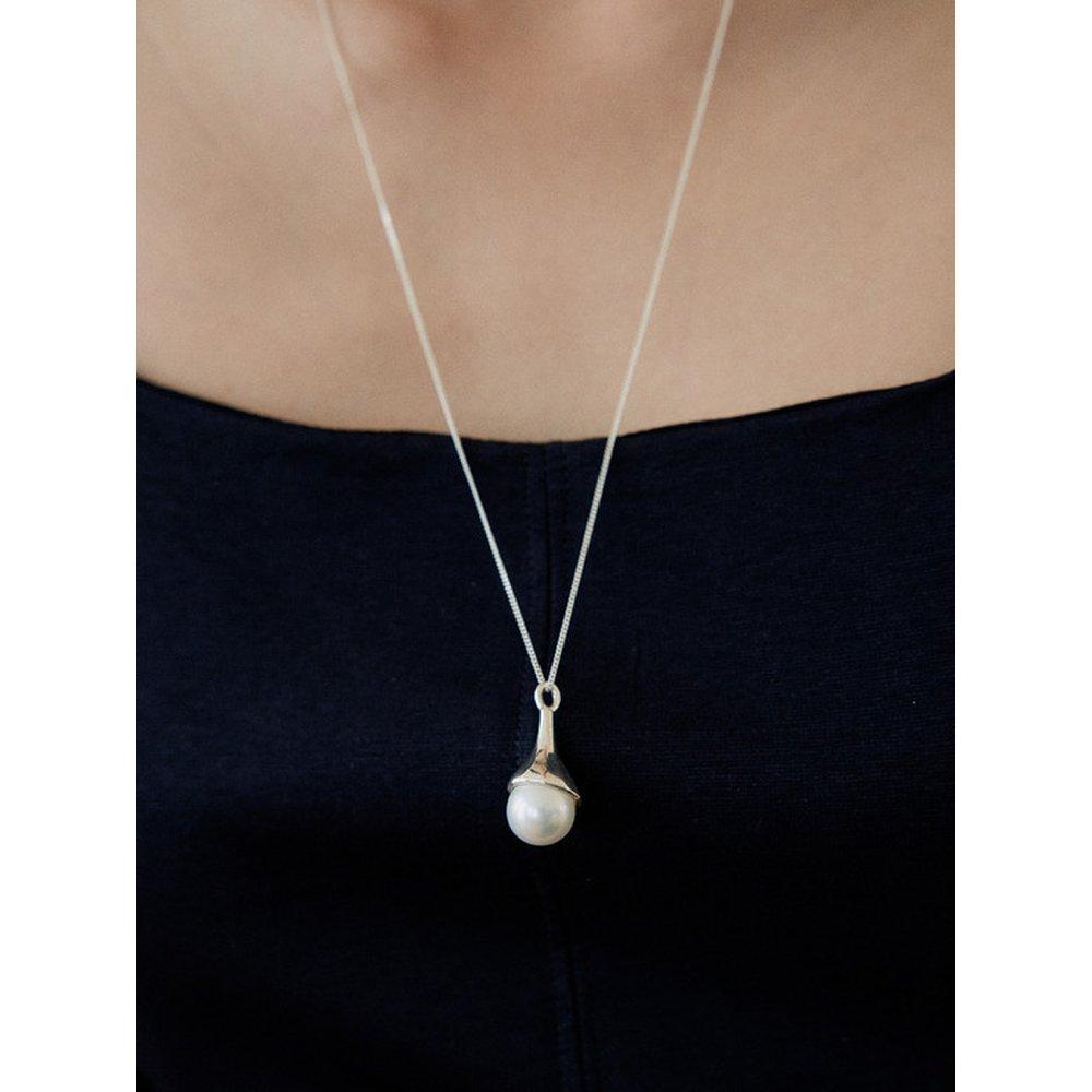 Pearl Drop Necklace