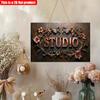 2D Flat 30*20cm "STUDIO" Vintage Style Wooden Decorative Sign, Exquisite Flower Patterns Wooden Wall Hanging Plaque, Suitable Film Studio, Recording