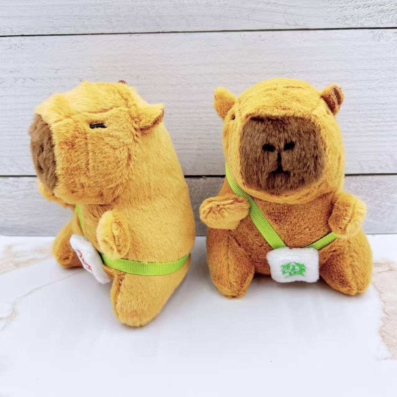 Adorable Capybara Pendant Plush Toy Keychain - Cute Gift Idea 12cm