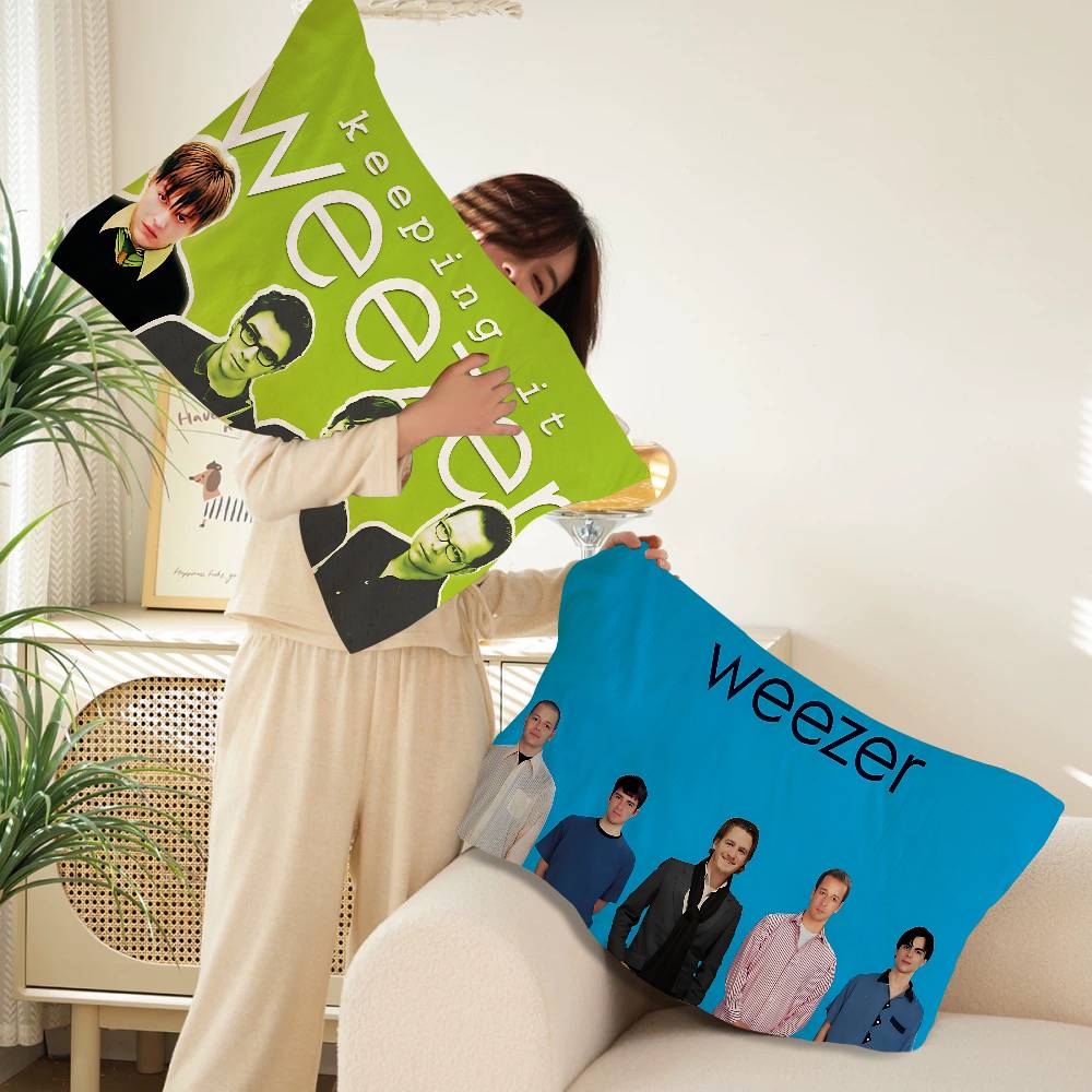 Classic Alternative Rock Band W-Weezer Quick-Drying Polyester Pillowcase, Non-Slip, With A Secure Design New Style Anti-Scalp