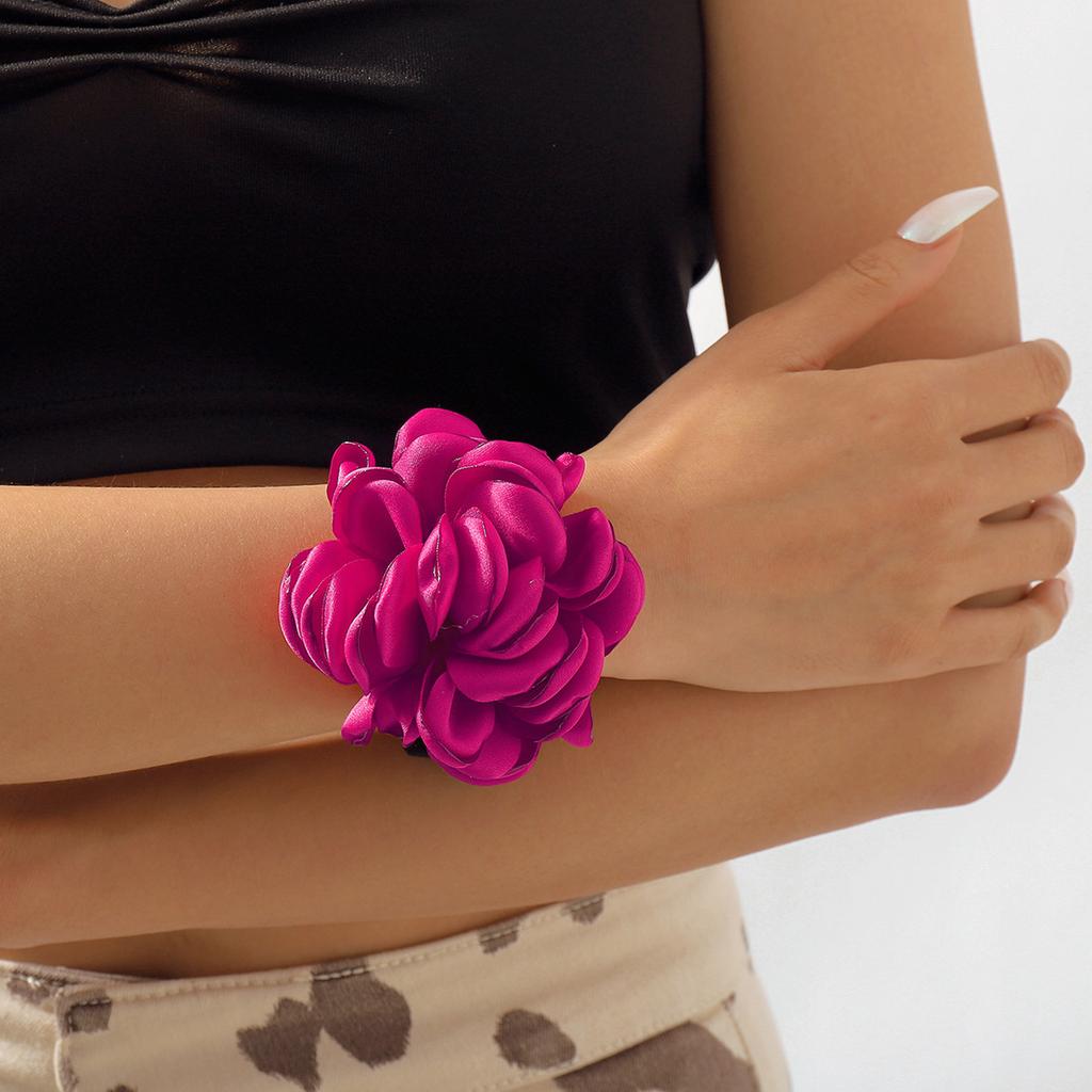 Elegant Collar Exaggerated Flower Bracelet Necklace Flocking Cloth Rose Florals Clavicle Chain Jewelry Accesssories