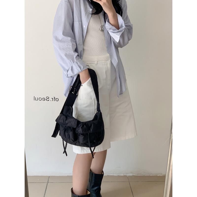 

Portable large-capacity bag women s casual bow nylon dumpling bag women s wide shoulder strap new shoulder bag women чорний