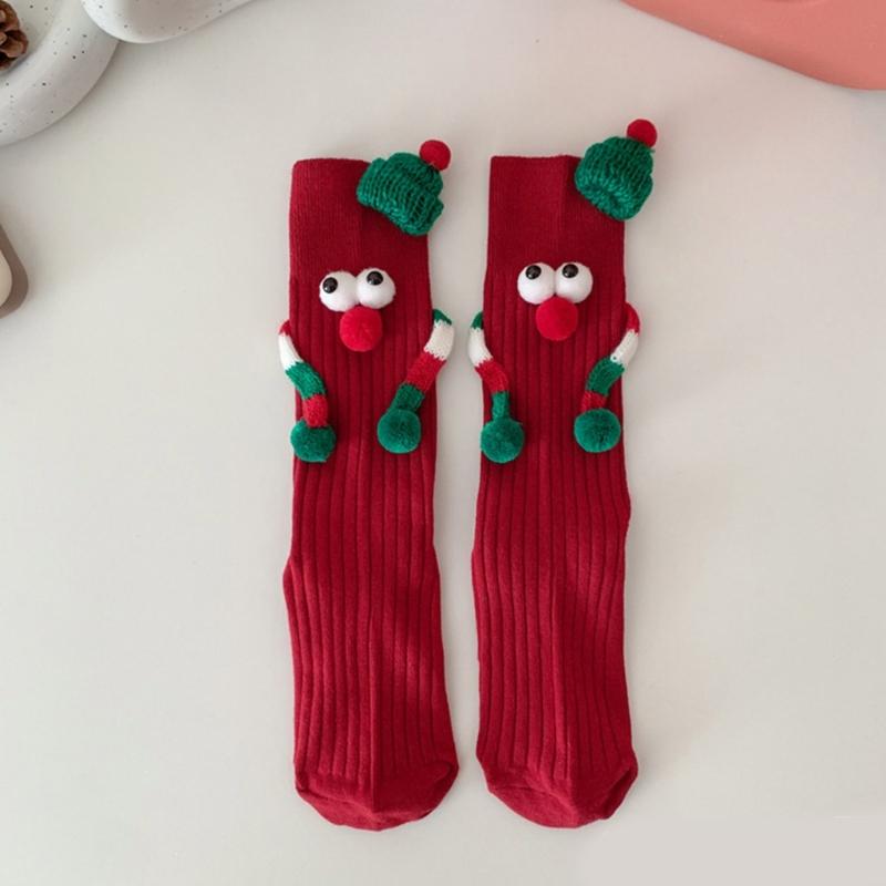 Unisex Couple 3D Santa Hat Dolls Christmas Middle Tube Socks with Magnetic Embellishments for Gifting and Celebrating