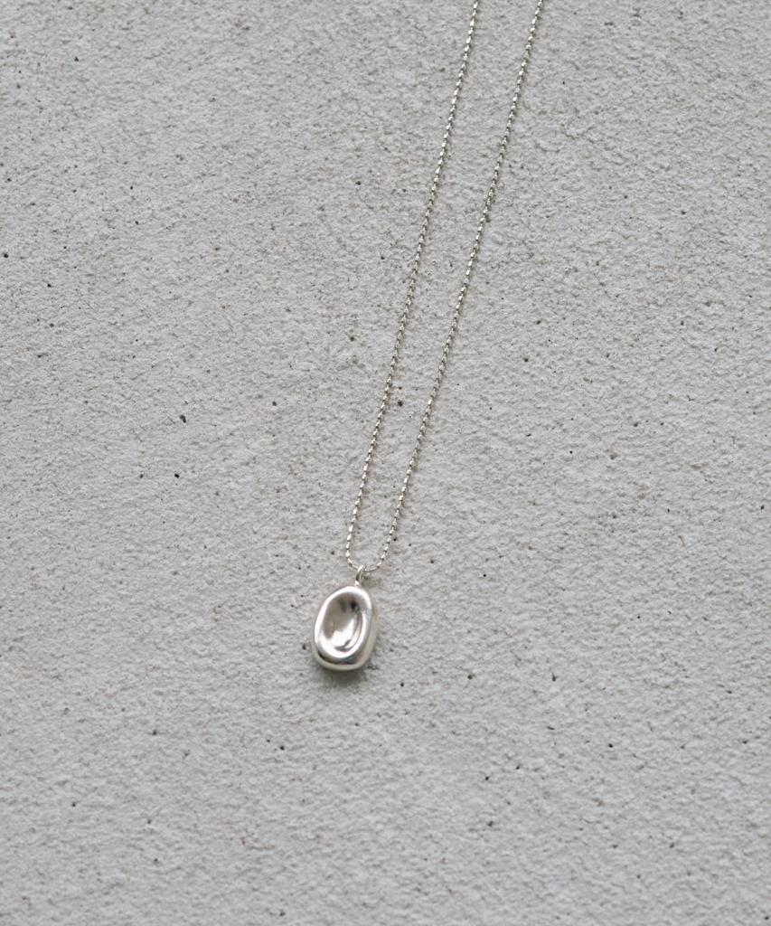 Touchéd Pebble Necklace 03