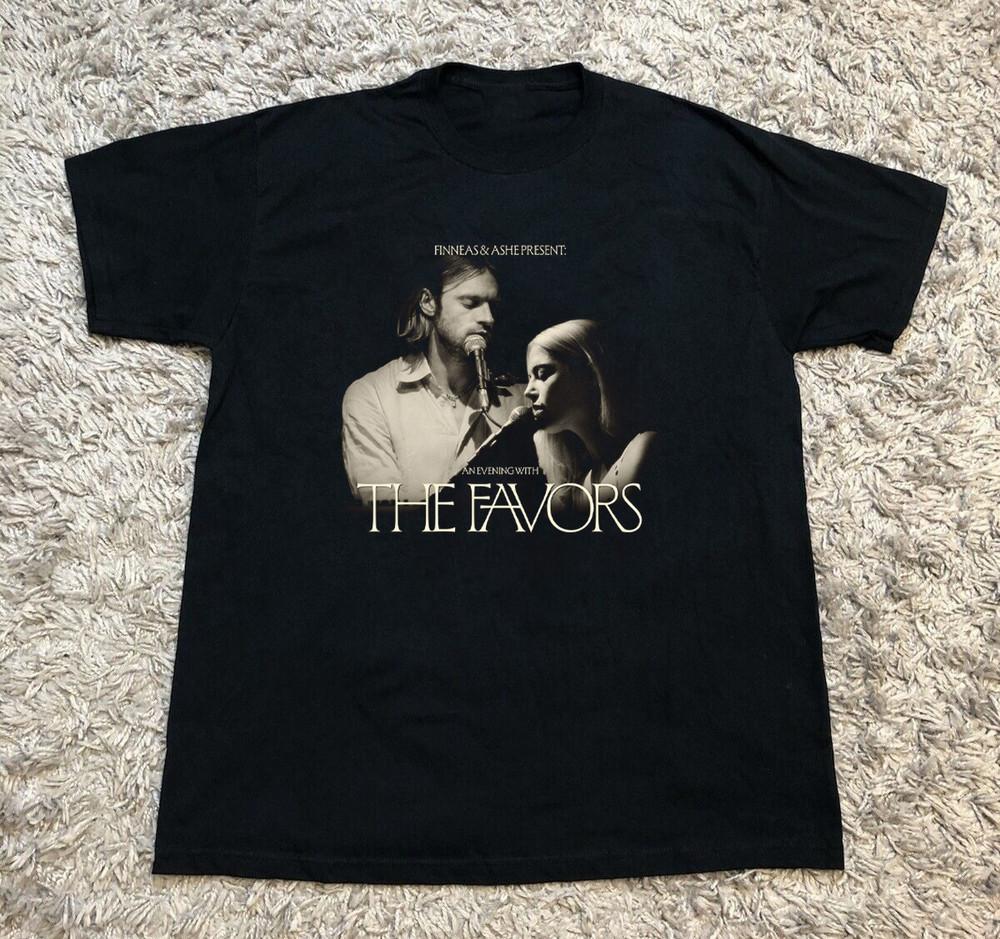 

NEW HOT! The Favors Tour 2025 Black Cotton Shirt OM506 Unisex T-Shirt Graphic Tee S