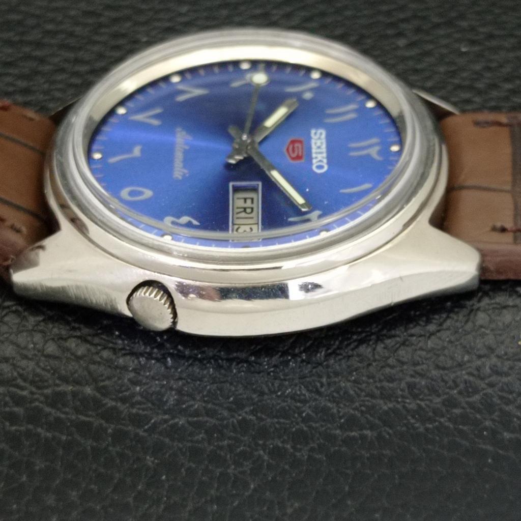 SEIKO 5 AUTOMATIC 7009A VINTAGE JAPAN MENS ARABIC BLUE DIAL WATCH a701667-5 R206c-a701667