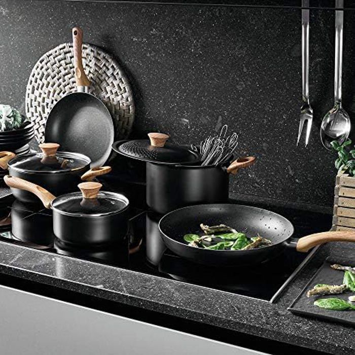 Kjøkkenutstyr - TOGNANA - Rock In Wood - Kropp i aluminium - Håndtak med tre-effekt - 8 deler - Svart