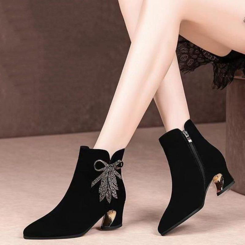 

Осенне-зимние ботильоны с круглым носком и высоким каблуком женские на толстом каблуке новые бархатные универсальные удобные со стразами из мягкой кожи на мягкой подошве женские ботильоны 40