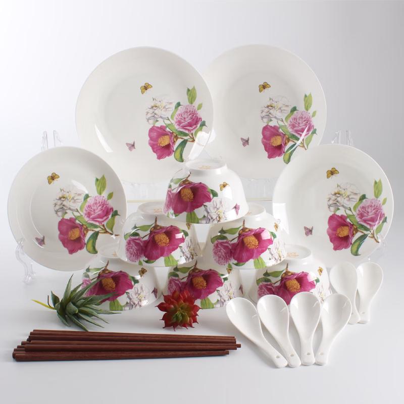 

Chinese Style Bone China Dinnerware Set