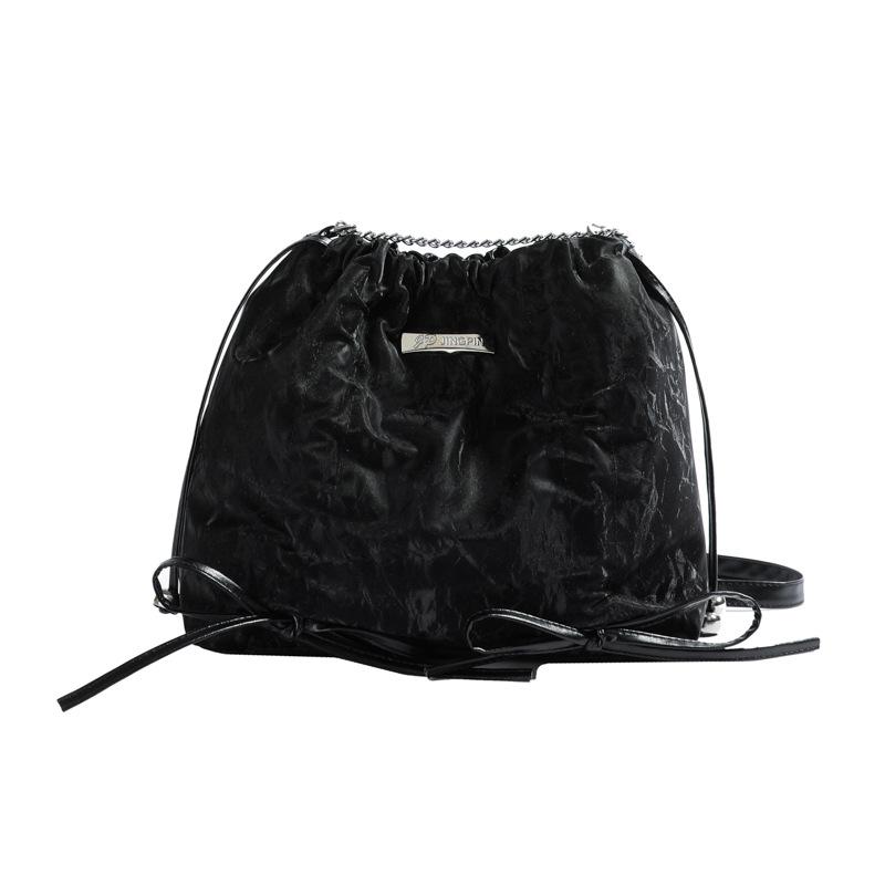 

Сумка-тоут с бантом, вместительная, женская, лето 2024, новая модная сумка-тоут с цепочкой, универсальная сумка-мессенджер через подмышку чёрный