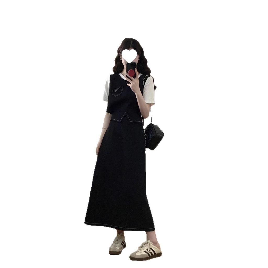 Chic Summer 2026 Women's Age-Defying Two-Piece Set: Stylish Fake Layered T-Shirt and Skirt Combo